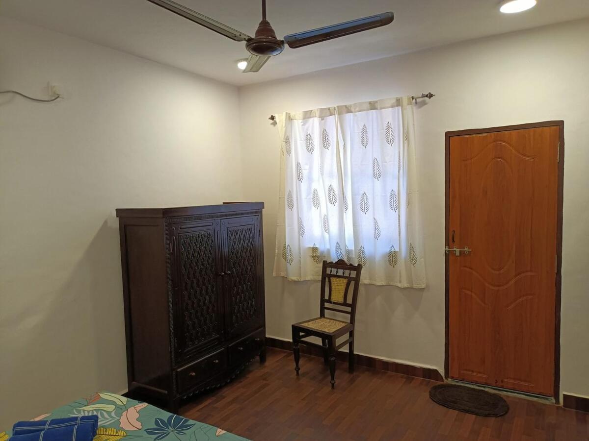 Villa 4bhk Private Pool In North Goa With Kayaking Nearby!!